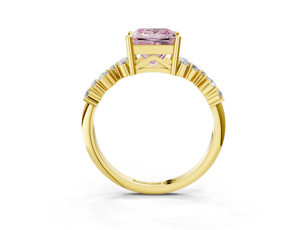 Yellow gold Fancy Pink Princess Cut Diamond Cluster Pavé Band with Four-Prong Setting