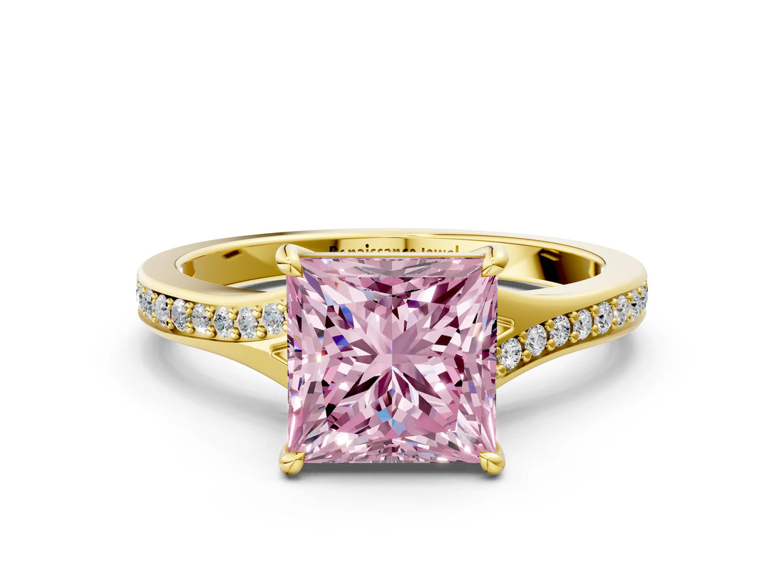 Yellow gold Fancy Pink Princess Cut Diamond Solitaire Ring with Pavé Band and Prong Setting_12