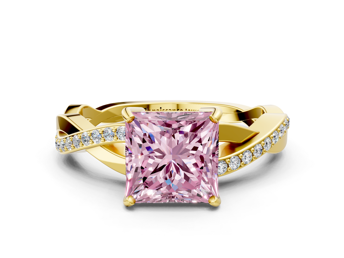 Yellow gold Fancy Pink Princess  Cut Diamond Twisted Band Engagement Ring with Prong Setting_3