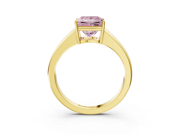 Yellow gold Fancy Pink Princess  Solitaire Diamond Ring with Tapered Band and Four-Prong Setting