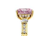Yellow gold Fancy Pink Radiant Cut Brilliant Three-Stone Pave Band with Four-Prong Setting_5