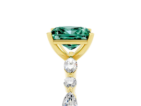 Yellow gold Fancy White Princess Cut Green Sapphire Solitaire with Side Stones on a Pavé Band and Four-Prong Setting_5
