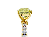 Yellow gold Fancy Yellow Cushion  Solitaire Diamond Pavé Band with Four-Prong Setting_47