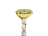 Yellow gold Fancy Yellow Emerald  Solitaire with Side Stones on a Pavé Band and Four-Prong Setting_29