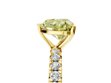 Yellow gold Fancy Yellow Heart  Cut Diamond Pavé Band with Four-Prong Setting_39