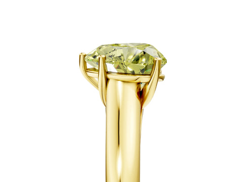 Yellow gold Fancy Yellow Heart Cut Solitaire Engagement Ring with Tapered Band and Four-Prong Setting_8