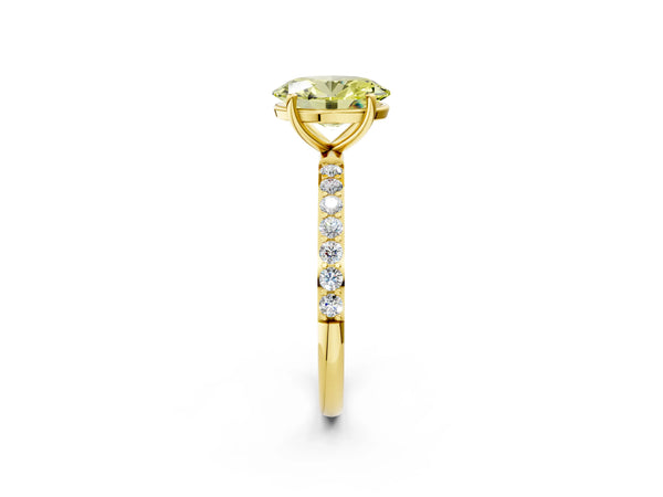 Yellow gold Fancy Yellow Oval  Diamond Pavé Band with Six-Prong Setting