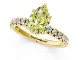 Yellow gold Fancy Yellow Pear Cut Diamond Solitaire Pavé Engagement Ring with Round Band and Prong Setting_50