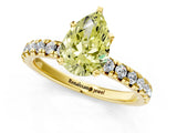 Yellow gold Fancy Yellow Pear Cut Diamond Solitaire Pavé Engagement Ring with Round Band and Prong Setting_68