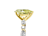 Yellow gold Fancy Yellow Pear  Solitaire with Side Stones on a Pavé Band and Four-Prong Setting_28