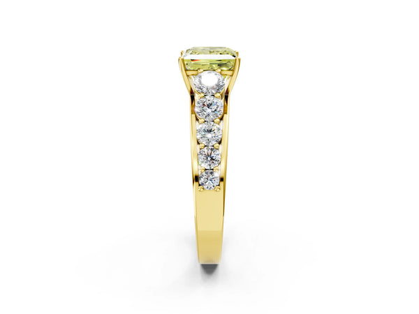 Yellow gold Fancy Yellow Princess Cut Brilliant Diamond Pavé Band with Six-Prong Setting