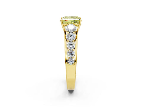 Yellow gold Fancy Yellow Princess Cut Brilliant Diamond Pavé Band with Six-Prong Setting_2
