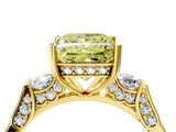 Yellow gold Fancy Yellow Princess Cut Brilliant Three-Stone Pave Band with Four-Prong Setting_4