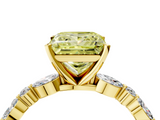 Yellow gold Fancy Yellow Princess  Solitaire with Side Stones on a Pavé Band and Four-Prong Setting_4