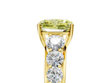 Yellow gold Fancy Yellow Radiant Cut Brilliant Diamond Pavé Band with Six-Prong Setting_5
