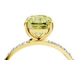 Yellow gold Fancy Yellow Radiant  Diamond Pavé Band with Six-Prong Setting_55