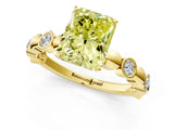 Yellow gold Fancy Yellow Radiant  Solitaire Bezel-Set Diamond Ring with Beaded Band and Four-Prong Setting_33