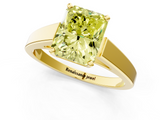 Yellow gold Fancy Yellow Radiant  Solitaire Engagement Ring with Four-Prong Setting and Tapered Band_4