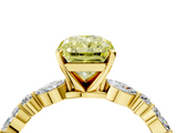 Yellow gold Fancy Yellow Radiant  Solitaire with Side Stones on a Pavé Band and Four-Prong Setting_27