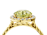 Yellow gold Fancy Yellow Round  Halo Twisted Band Four-Prong Diamond Ring_4