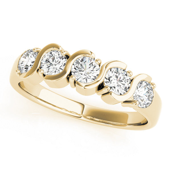 Yellow gold Five-Stone Round Diamond Wave Band with Shared Prong Setting