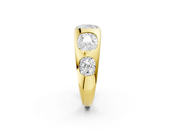Yellow gold Graduated Cushion Diamond Five-Stone Mens Band