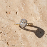 Yellow gold Halo Pear Cut Diamond Pavé Band with Three-Prong Setting_9