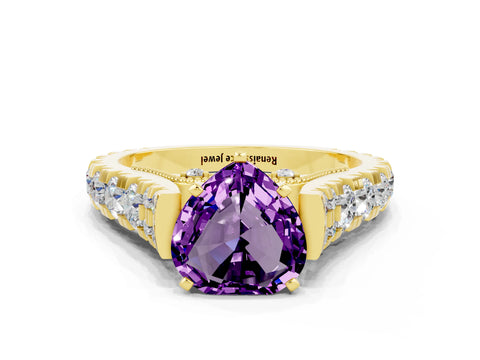 Yellow gold Heart Cut Amethyst Classic Solitaire Ring with Pavé Band and Four-Prong Setting