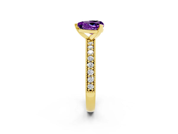 Yellow gold Heart Cut Amethyst Milgrain Pavé Engagement Ring with Four-Prong Setting