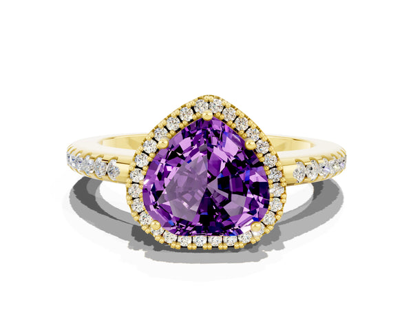 Yellow gold Heart Cut Amethyst Pavé Halo Ring with Four-Prong Setting