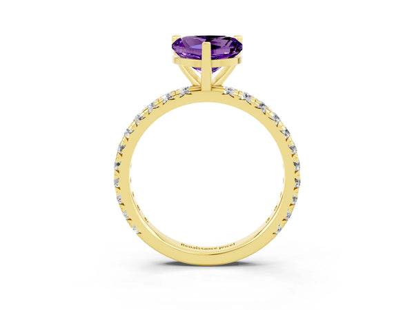 Yellow gold Heart Cut Amethyst Pavé Solitaire Ring with Round Band and Prong Setting