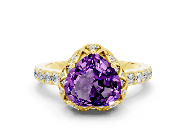 Yellow gold Heart Cut Amethyst Scalloped Halo Engagement Ring with Round Shared Prong Band