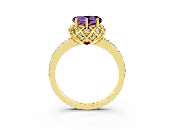 Yellow gold Heart Cut Amethyst Scalloped Halo Engagement Ring with Round Shared Prong Band