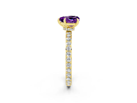 Yellow gold Heart Cut Amethyst Solitaire Engagement Ring with Pavé Band and Four-Prong Setting_2