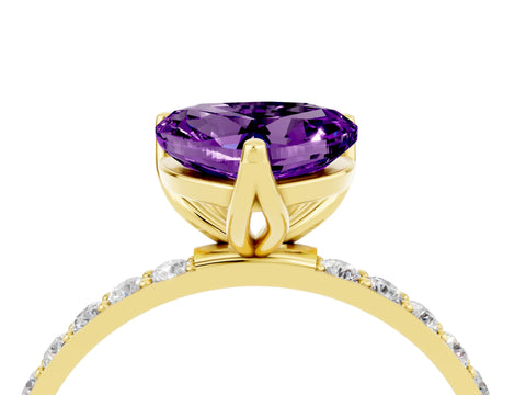 Yellow gold Heart Cut Amethyst Solitaire Engagement Ring with Pavé Band and Prong Setting_4
