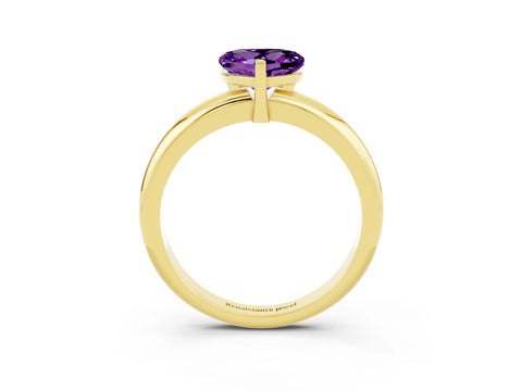 Yellow gold Heart Cut Amethyst Solitaire Engagement Ring with Round Band and Four-Prong Setting_3
