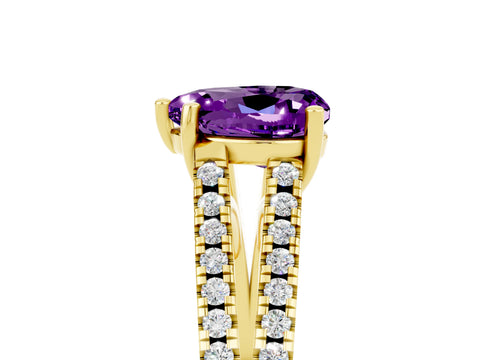 Yellow gold Heart Cut Amethyst Solitaire Engagement Ring with Split Shank Pavé Band_5