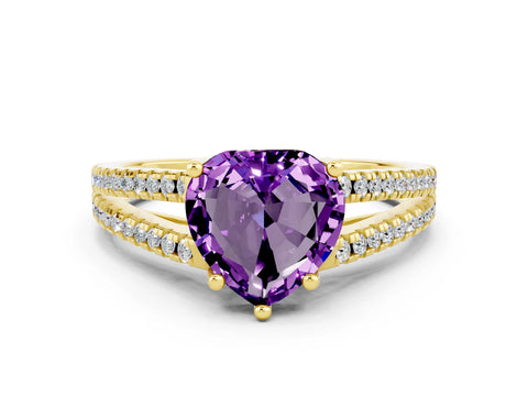 Yellow gold Heart Cut Amethyst Solitaire Engagement Ring with Split Shank Pavé Band