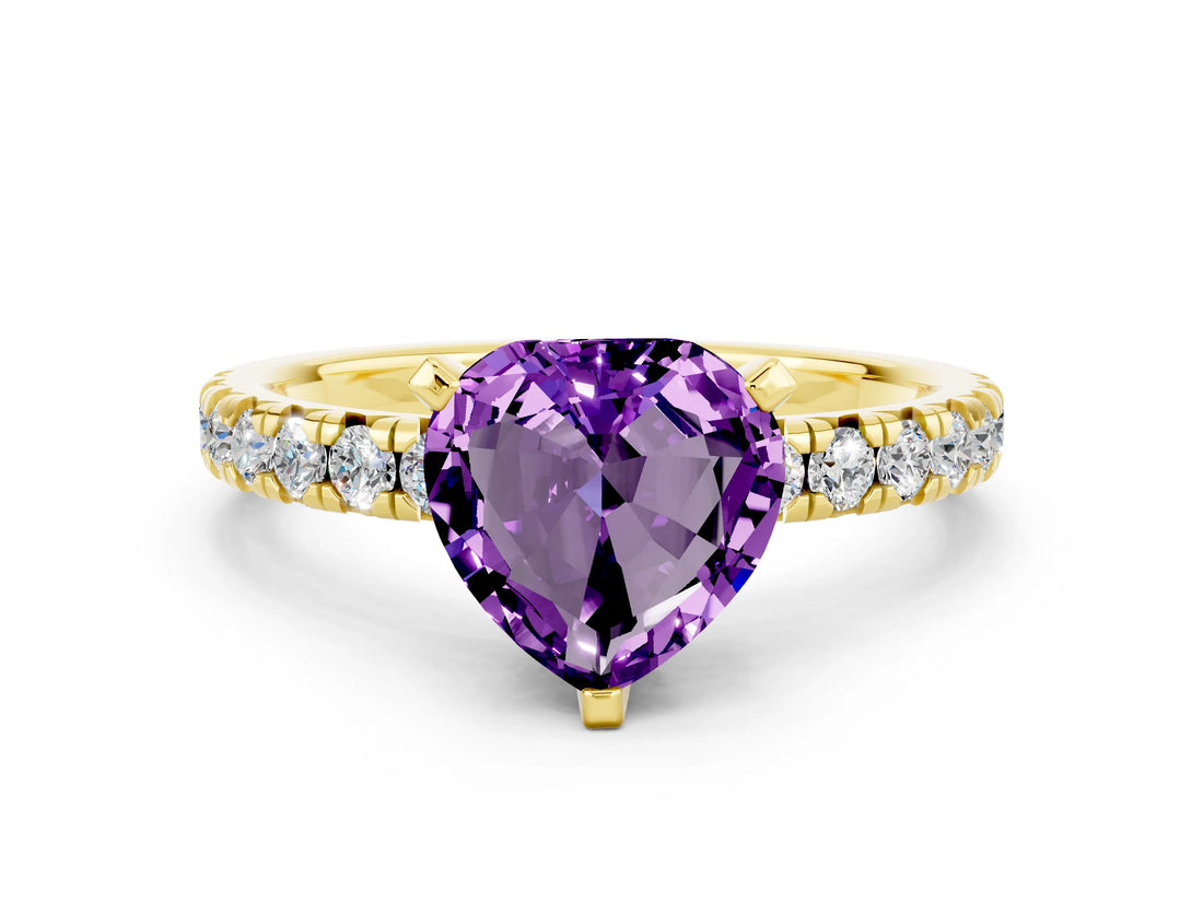 Yellow gold Heart Cut Amethyst Solitaire Pavé Engagement Ring with Round Band and Prong Setting_60