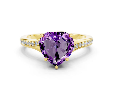 Yellow gold Heart Cut Amethyst Solitaire Ring with Pavé Band and Prong Setting