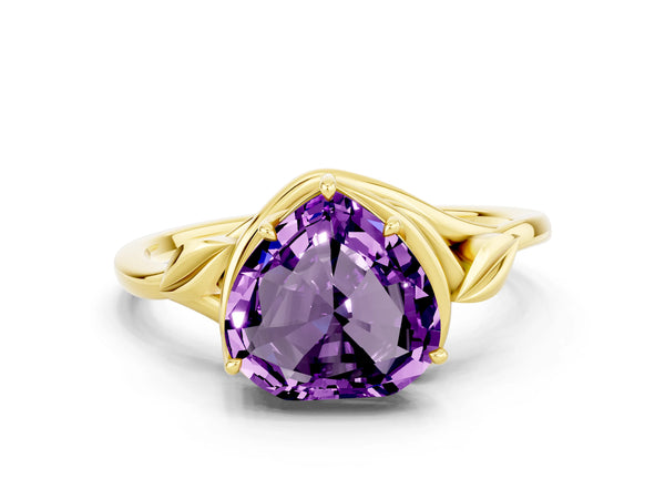 Yellow gold Heart Cut Amethyst Solitaire Ring with Twist Band and Four-Prong Setting