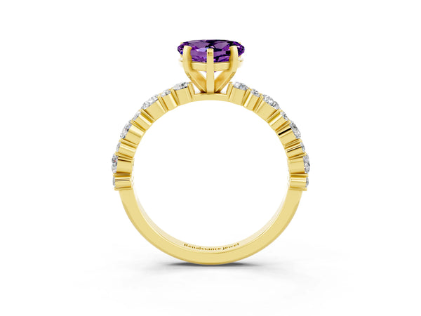 Yellow gold Heart Cut Amethyst Side Stone Solitaire Ring with Round  and Four-Prong Setting
