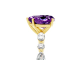 Yellow gold Heart Cut Amethyst Solitaire with Side Stones on a Pavé Band and Four-Prong Setting_5