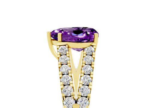 Yellow gold Heart Cut Amethyst Split Shank Pavé Engagement Ring with Four-Prong Setting_17