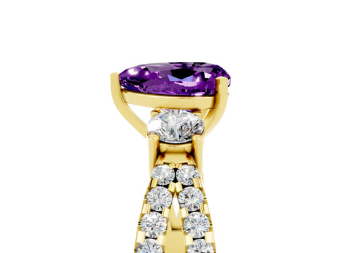 Yellow gold Heart Cut Amethyst Three-Stone Ring with Pavé Split Shank and Four-Prong Setting_5