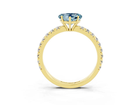 Yellow gold Heart Cut Aquamarine Pavé Solitaire Engagement Ring with Four-Prong Setting_15