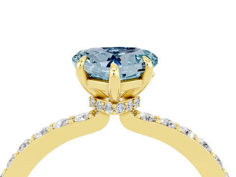 Yellow gold Heart Cut Aquamarine Ring with Pavé Band and Four-Prong Setting_4