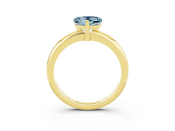 Yellow gold Heart Cut Aquamarine Solitaire Engagement Ring with Round Band and Four-Prong Setting