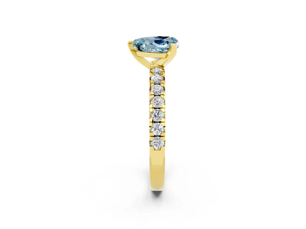 Yellow gold Heart Cut Aquamarine Solitaire Pavé Engagement Ring with Round Band and Prong Setting