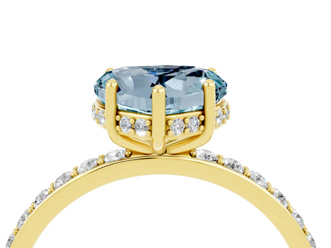 Yellow gold Heart Cut Aquamarine Solitaire Ring with Pavé Band and Hidden Halo_16